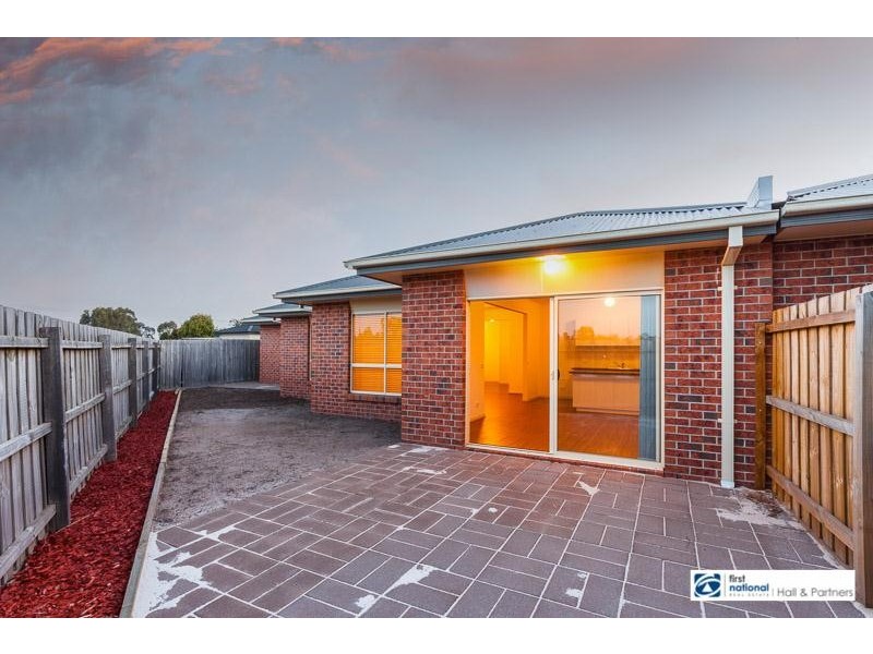 4/27-33 Coral Drive, Hampton Park VIC 3976