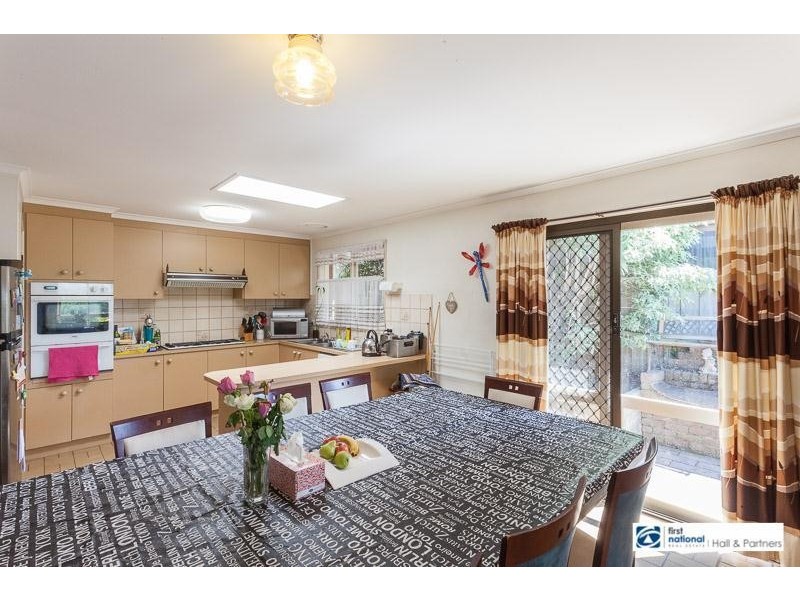 3 Headingly Court, Endeavour Hills VIC 3802