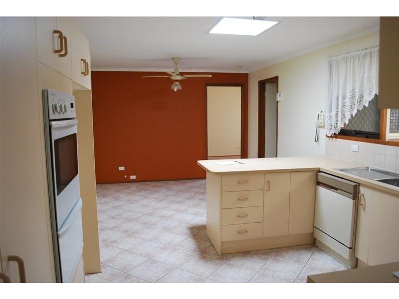 6 Bonar Court, Endeavour Hills VIC 3802