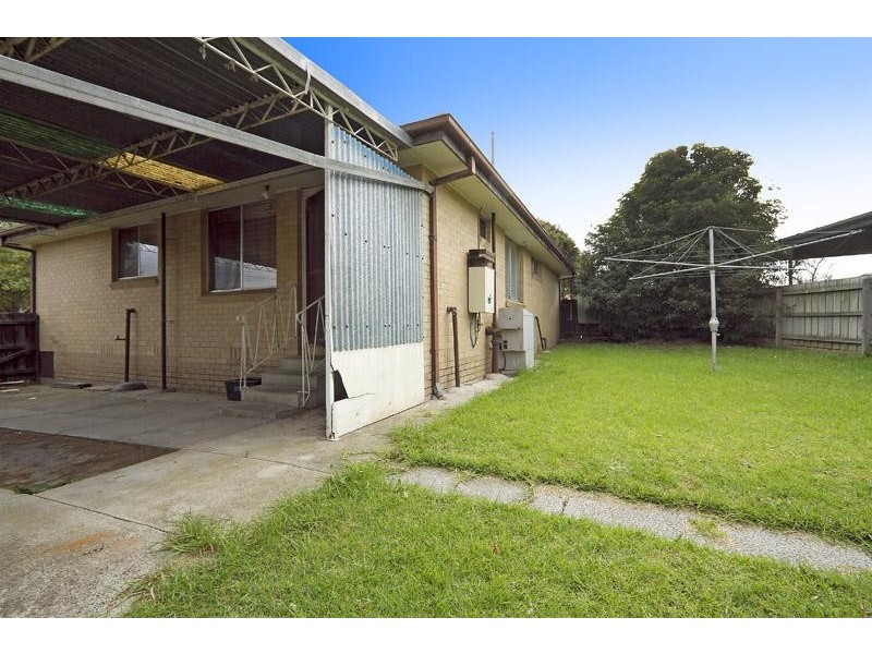 9 Ferndale Crescent, Dandenong North VIC 3175
