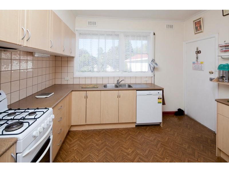 4 Baldwin Avenue, Noble Park VIC 3174