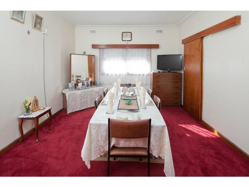 4 Baldwin Avenue, Noble Park VIC 3174