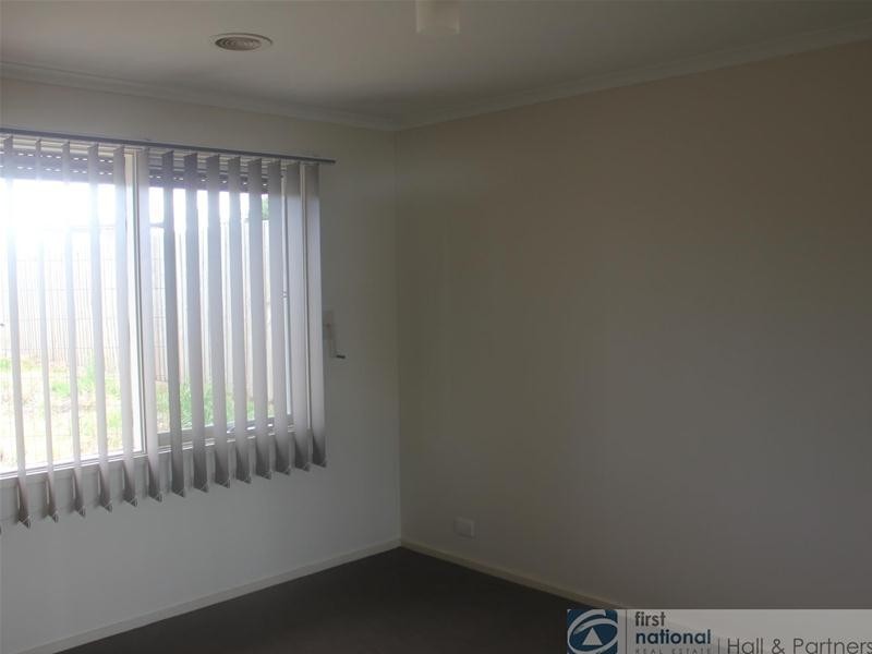 23 Narellan Drive, Hampton Park VIC 3976