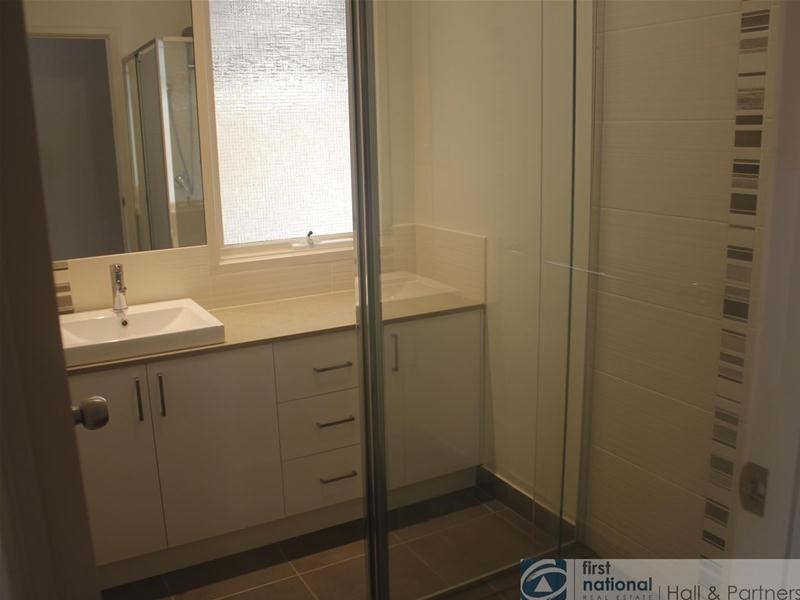 23 Narellan Drive, Hampton Park VIC 3976