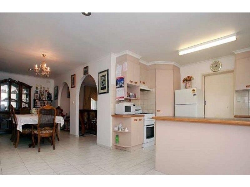 20 Rawdon Hill Drive, Dandenong North VIC 3175