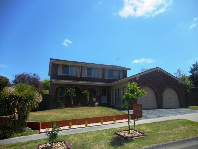 19 Wildwood Place, Mulgrave VIC 3170