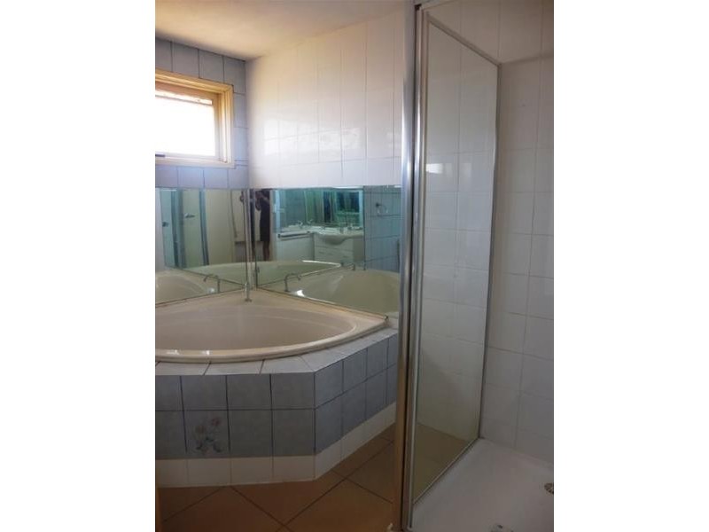 19 Wildwood Place, Mulgrave VIC 3170