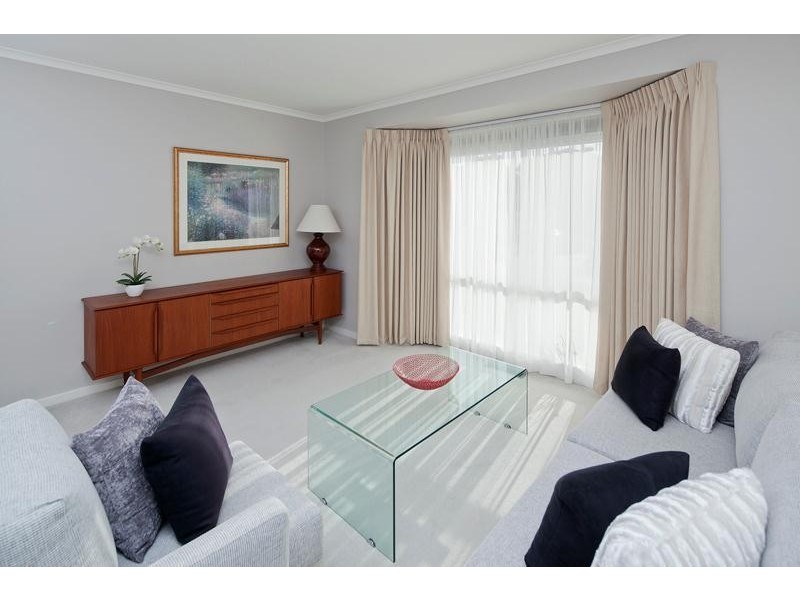 130 David Collins Drive, Endeavour Hills VIC 3802