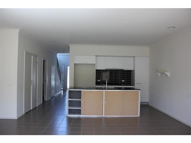 39 Barrier Reef  Circuit, Endeavour Hills VIC 3802