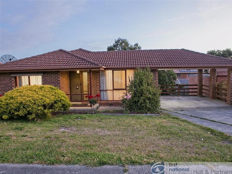 322 James Cook Drive, Endeavour Hills VIC 3802
