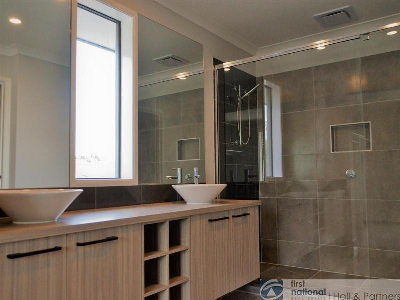 7 Double Delight Drive, Beaconsfield VIC 3807