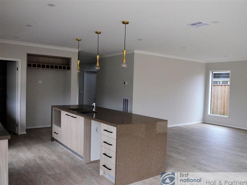 7 Double Delight Drive, Beaconsfield VIC 3807