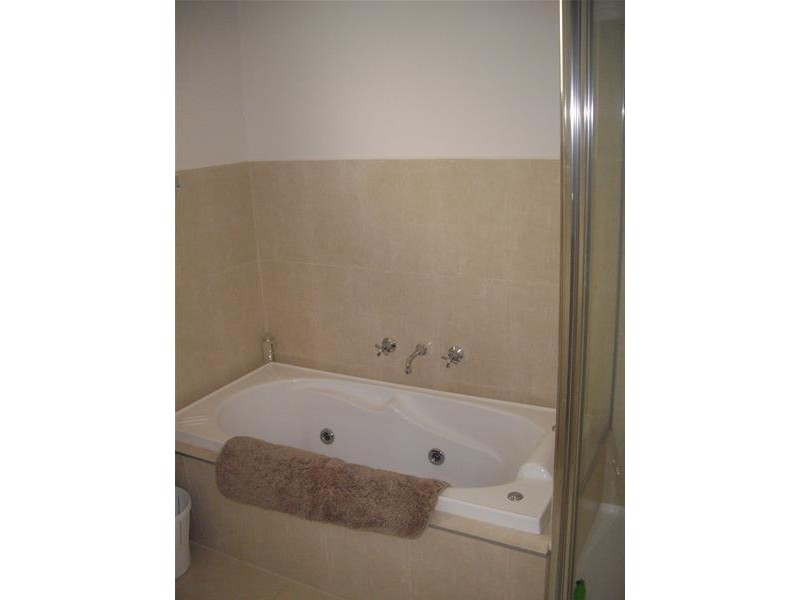 63 Rawdon Hill Drive, Dandenong North VIC 3175