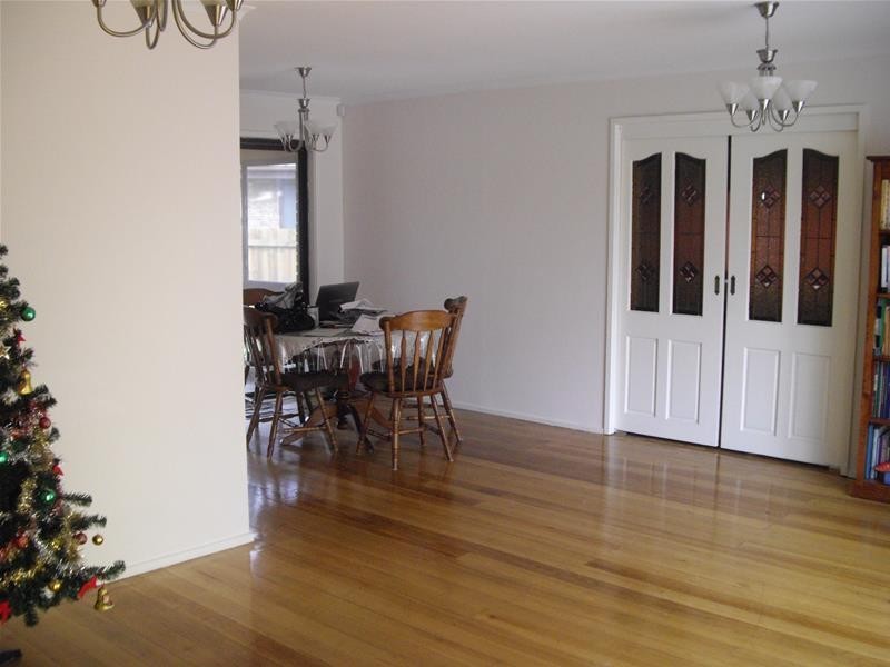 63 Rawdon Hill Drive, Dandenong North VIC 3175