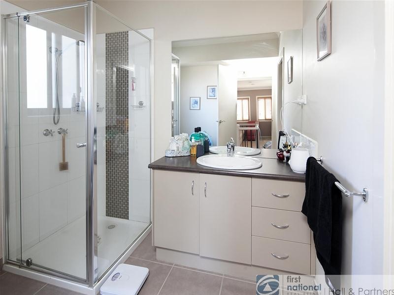 5/42 Liege Avenue, Noble Park VIC 3174