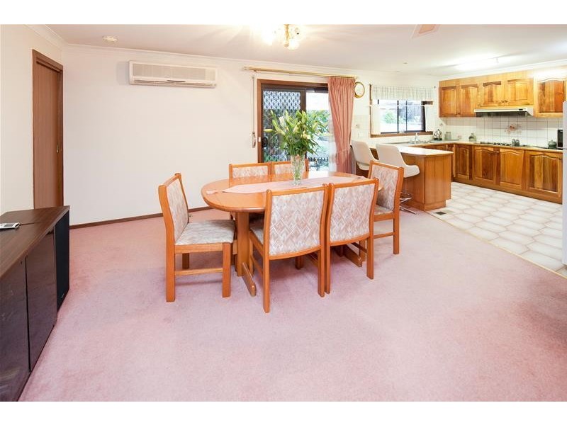 11 Dorset Road, Dandenong North VIC 3175