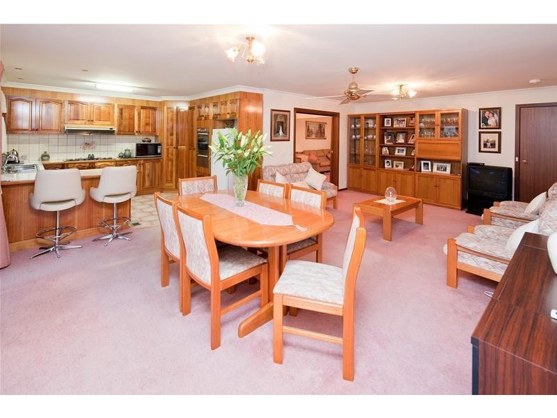 11 Dorset Road, Dandenong North VIC 3175