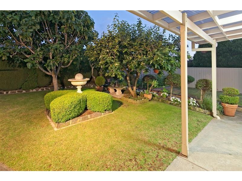 11 Dorset Road, Dandenong North VIC 3175