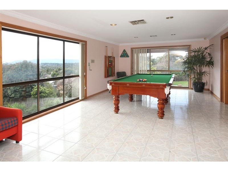 21 Ashby Drive, Dandenong North VIC 3175