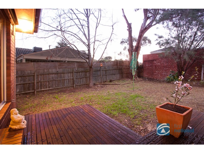 13 Rupert Drive, Mulgrave VIC 3170