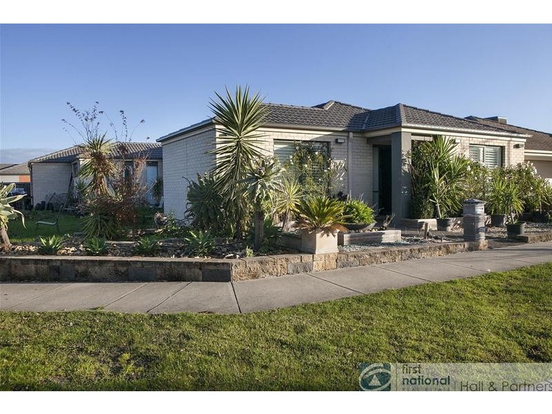 4 Kosta Boda Boulevard, Pakenham VIC 3810