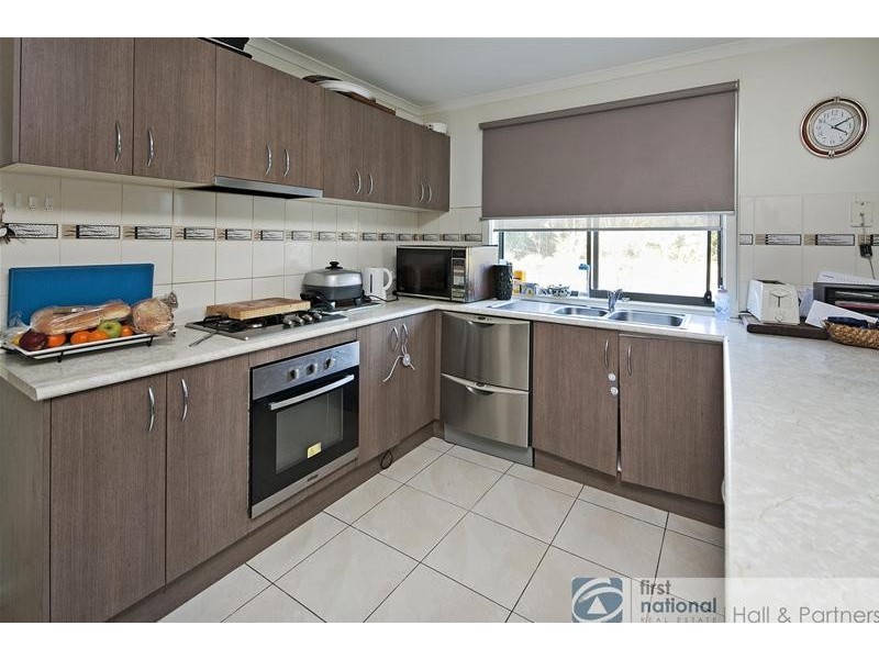 4 Kosta Boda Boulevard, Pakenham VIC 3810
