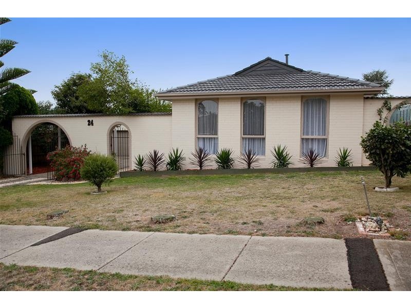 24 Kilberry Crescent, Hallam VIC 3803