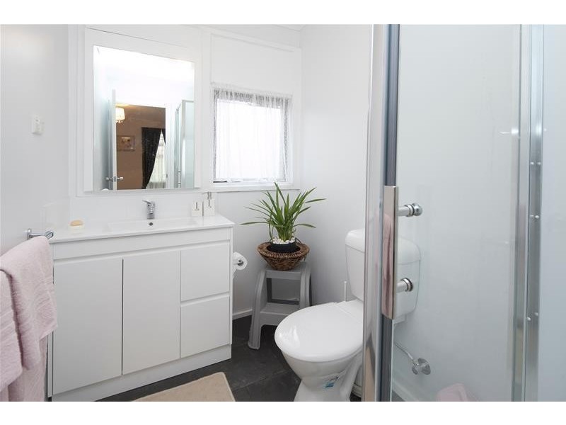 24 Kilberry Crescent, Hallam VIC 3803