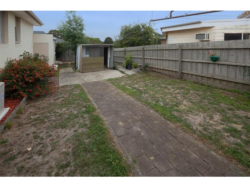 24 Kilberry Crescent, Hallam VIC 3803