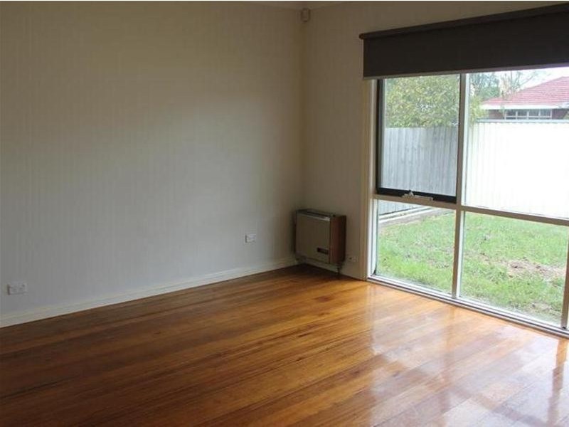 15 Charles Street, Dandenong VIC 3175