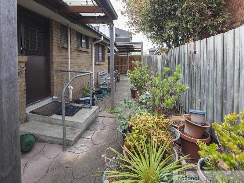 3/10 New Street, Dandenong VIC 3175