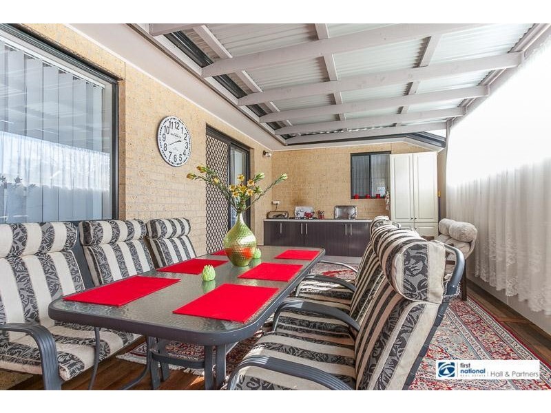 2/1 Hillside Avenue, Dandenong North VIC 3175