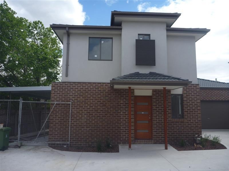 2/10 Cullimore Court, Dandenong VIC 3175