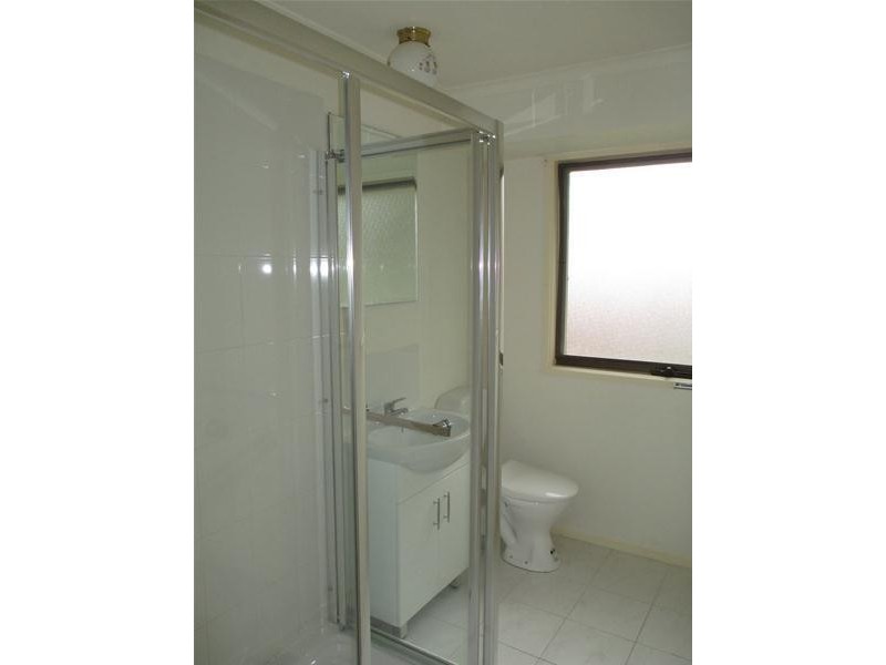 2 Primrose Hill Close, Endeavour Hills VIC 3802