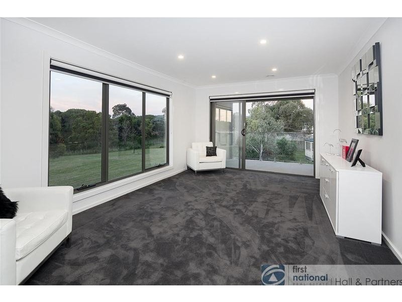 9/134-136 Kennington Park Drive, Endeavour Hills VIC 3802