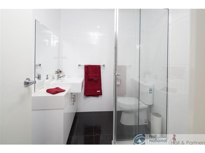 9/134-136 Kennington Park Drive, Endeavour Hills VIC 3802