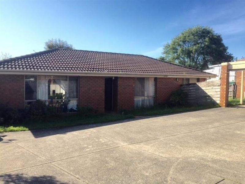 2/2 Reed Court, Endeavour Hills VIC 3802