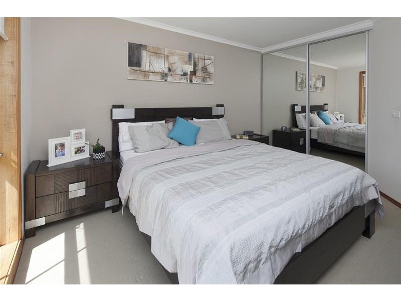 5/44 King  Street, Pakenham VIC 3810