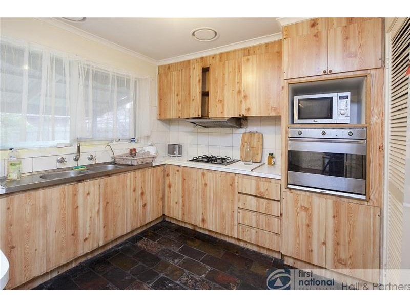 15 Trawalla Court, Hampton Park VIC 3976