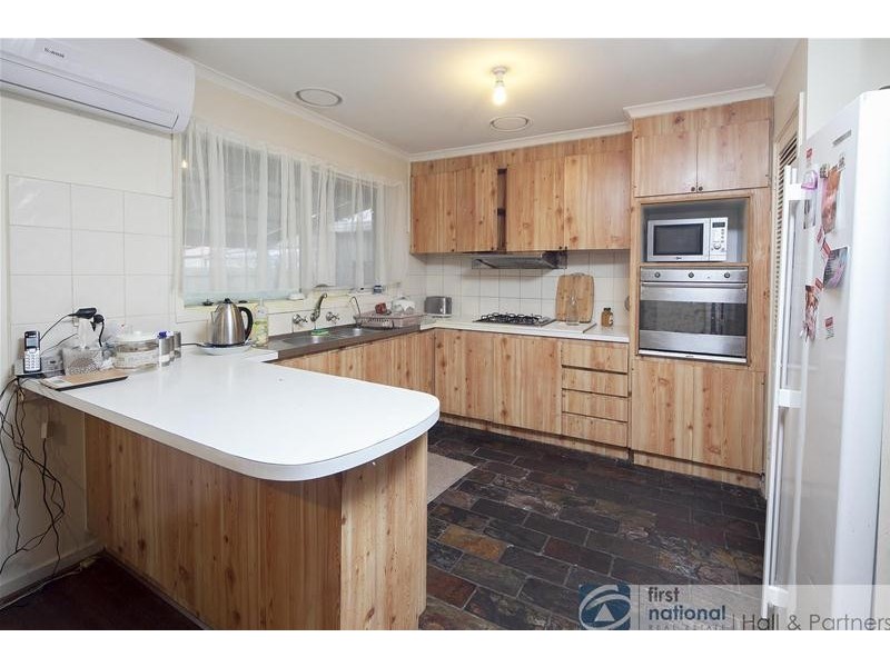 15 Trawalla Court, Hampton Park VIC 3976