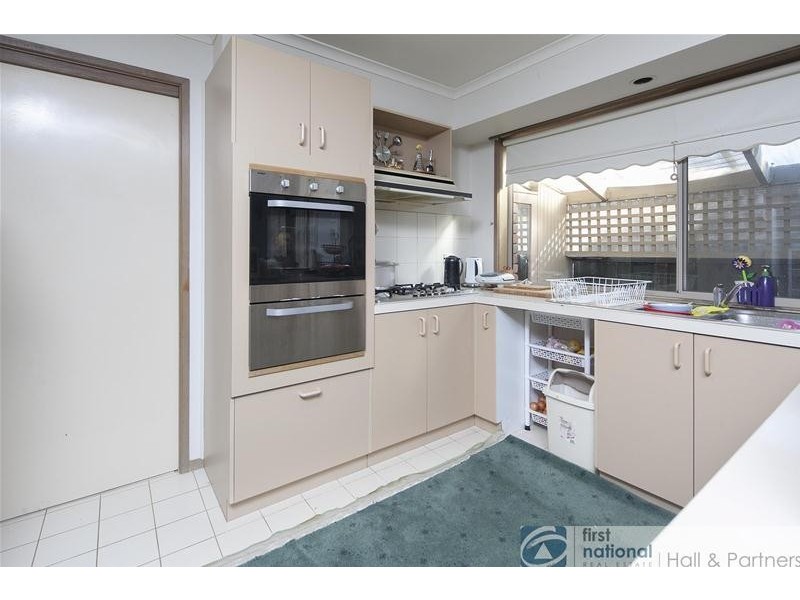 1 The Glade, Dandenong VIC 3175