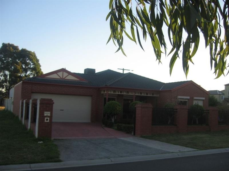 24 Tegans Close, Hallam VIC 3803