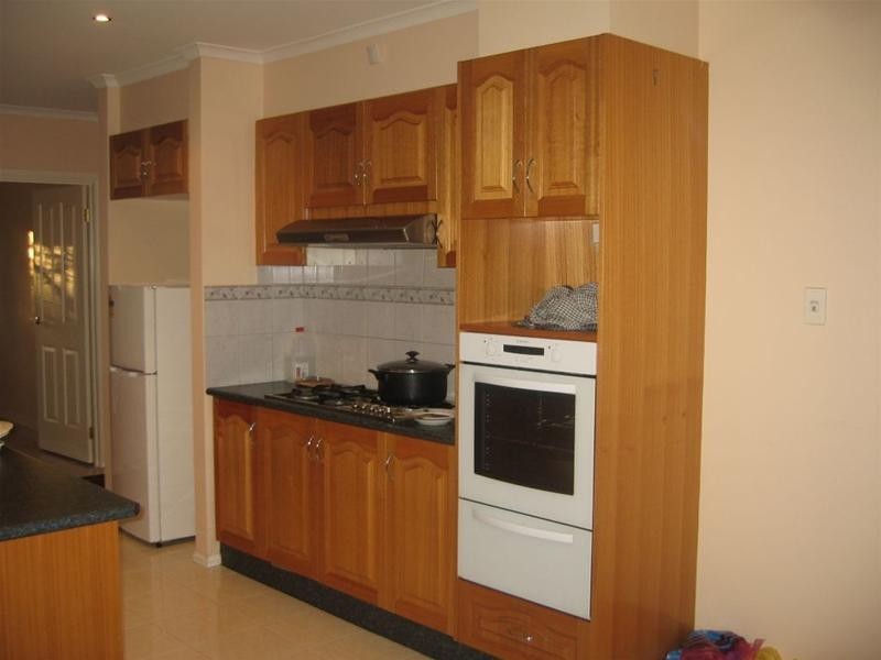 24 Tegans Close, Hallam VIC 3803