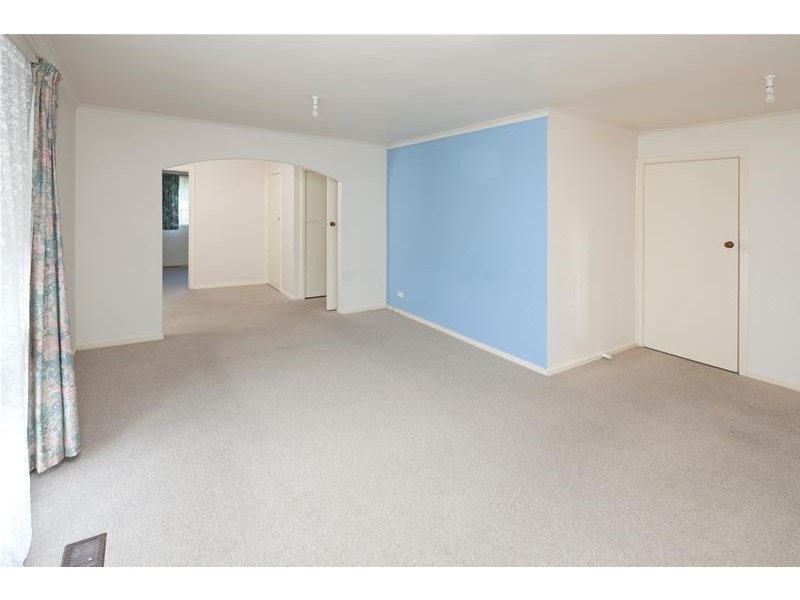 74 Neasham Drive, Dandenong North VIC 3175