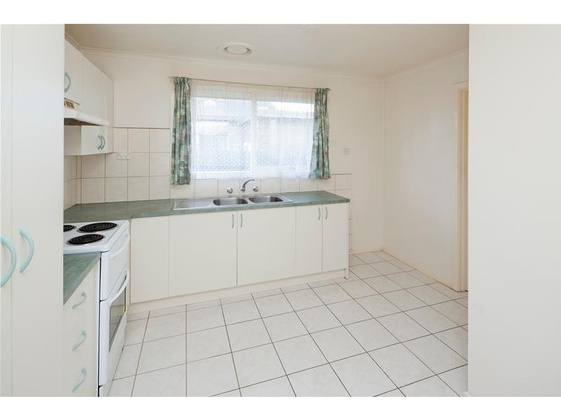 74 Neasham Drive, Dandenong North VIC 3175