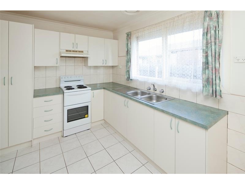 74 Neasham Drive, Dandenong North VIC 3175