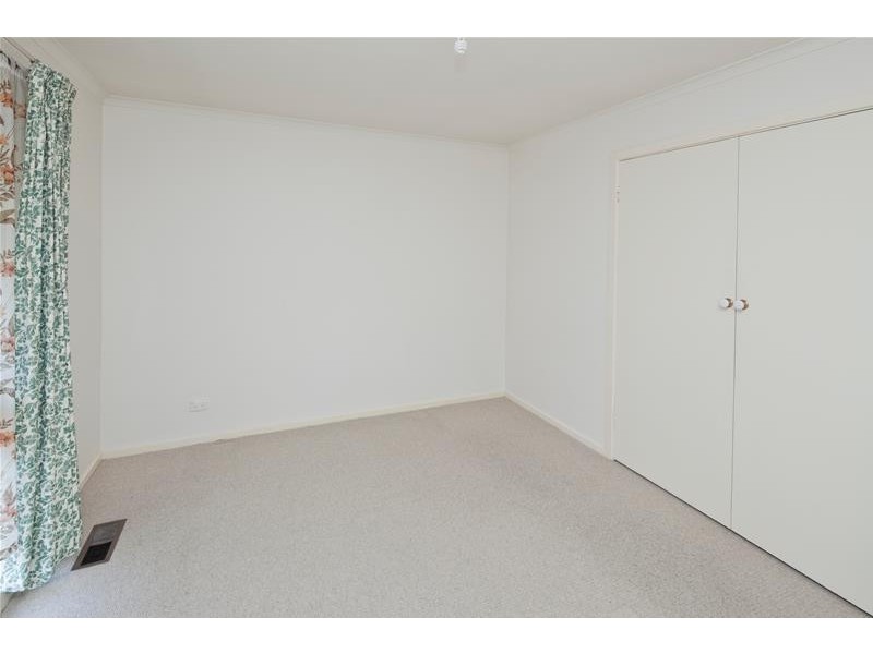 74 Neasham Drive, Dandenong North VIC 3175