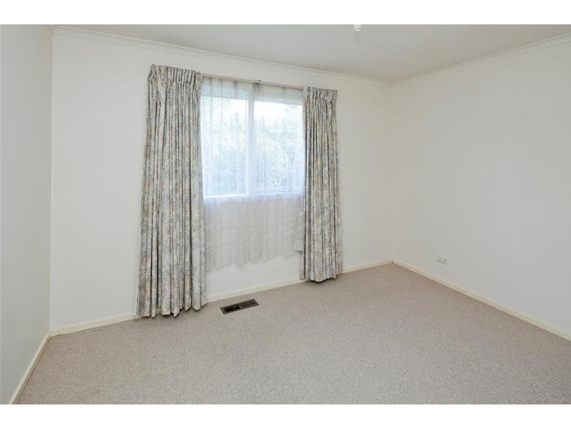 74 Neasham Drive, Dandenong North VIC 3175