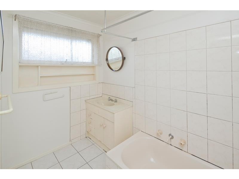 74 Neasham Drive, Dandenong North VIC 3175