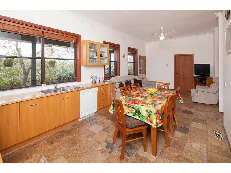 5 Thornton Court, Dandenong North VIC 3175